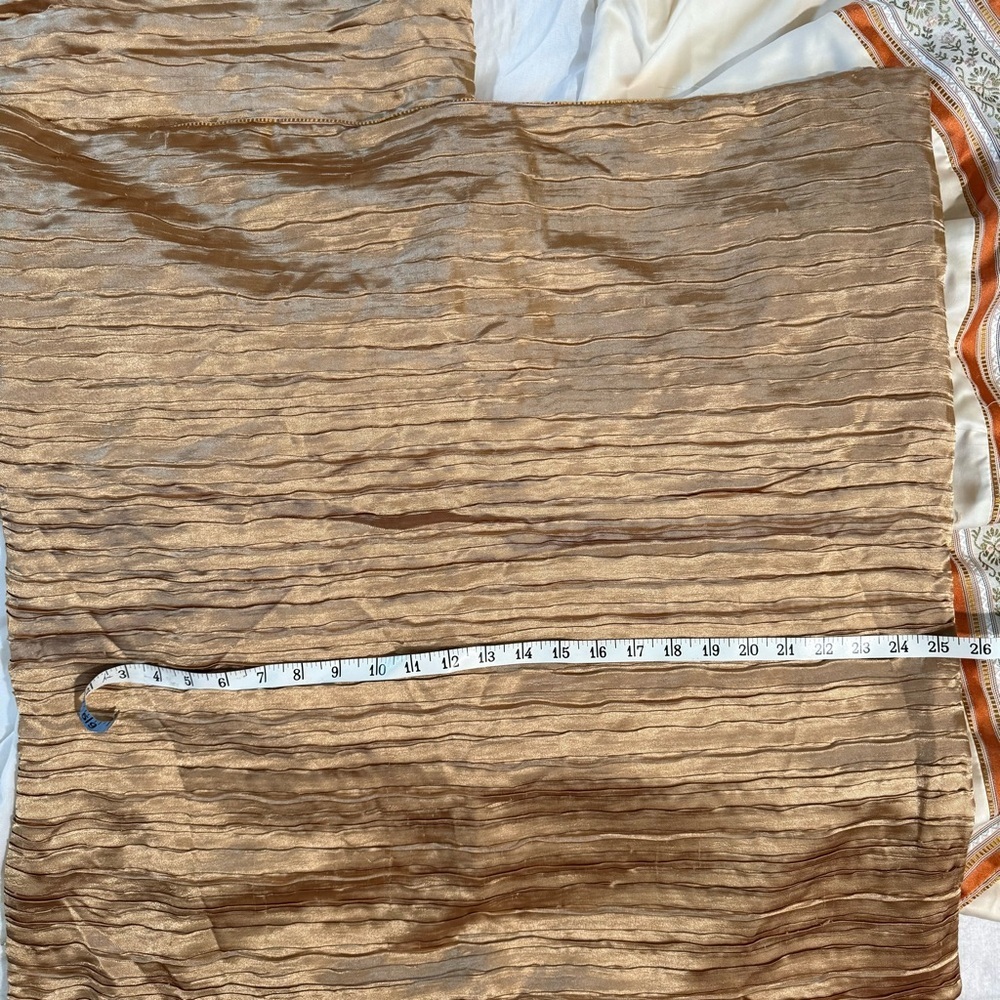 Croscill Juniper Ivory Euro Shams Reversible Gold matching Queen Dust Ruffle - Picture 8 of 9